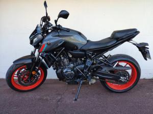 YAMAHA MT-07
