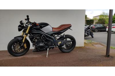 TRIUMPH SPEED TRIPLE 1050