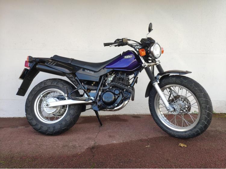YAMAHA TW 125