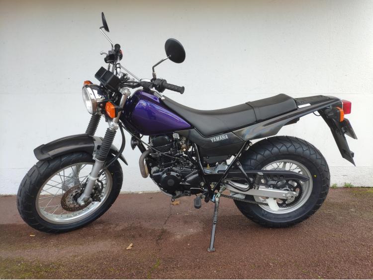 YAMAHA TW 125