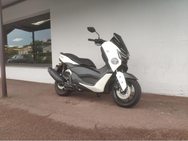 YAMAHA NMAX 125