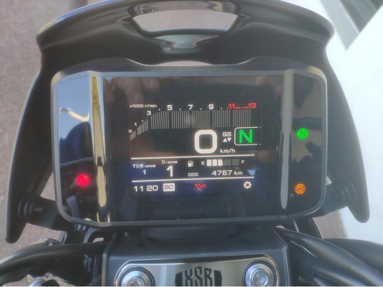 YAMAHA XSR 900 95CV